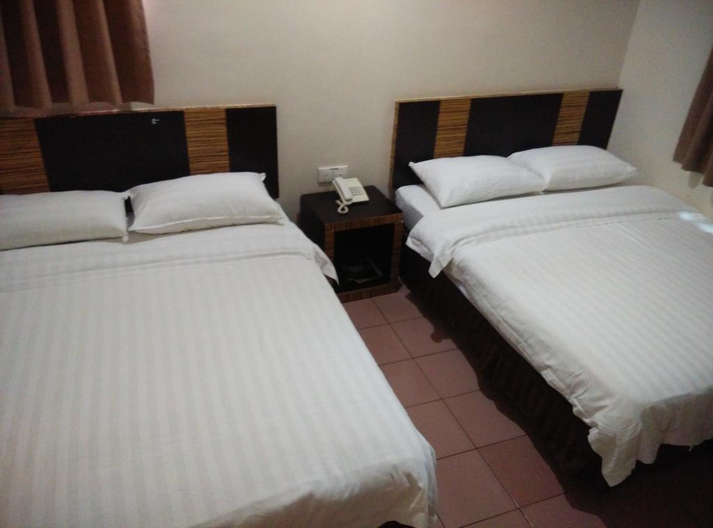 Hotel Traveller Kota Kinabalu Buitenkant foto