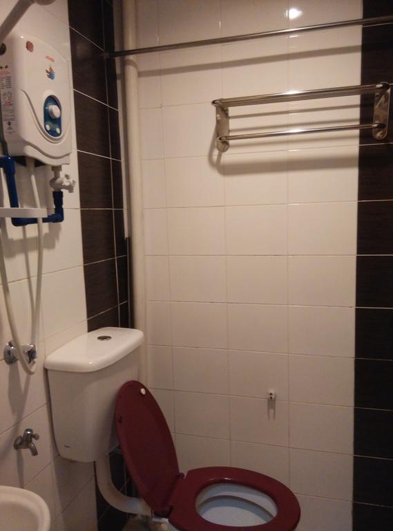 Hotel Traveller Kota Kinabalu Buitenkant foto