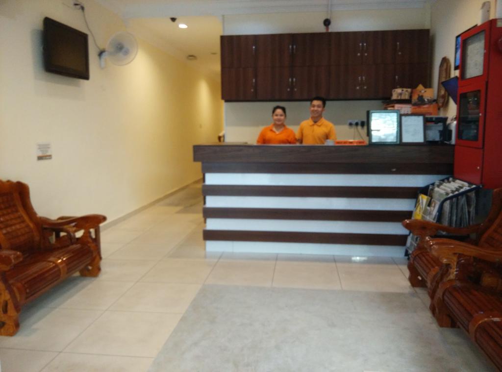 Hotel Traveller Kota Kinabalu Buitenkant foto