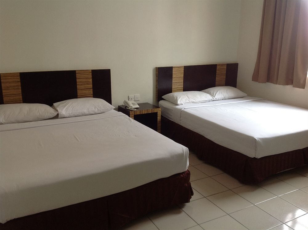 Hotel Traveller Kota Kinabalu Buitenkant foto
