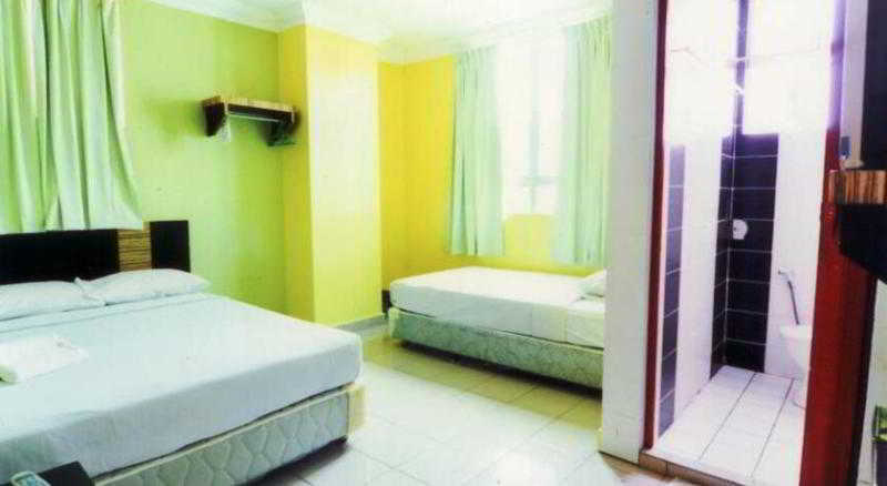 Hotel Traveller Kota Kinabalu Buitenkant foto